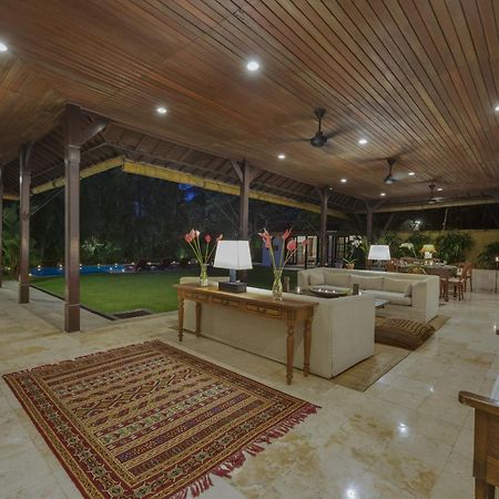 Villa Eight Seminyak Pokój zdjęcie